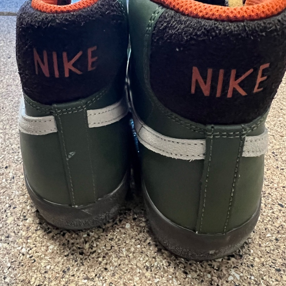 Nike Olive and Orange High-Top Sneakers - Picture 5 of 6